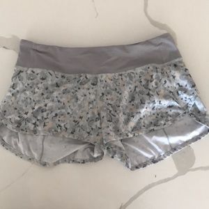 Lululemon 2.5” Running Shorts